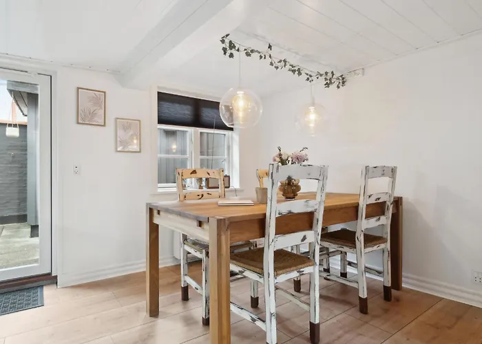 Дом отдыха Pet Friendly In With Kitchen *